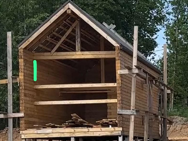 Что бывает, когда смешивают технологии строительства: реальная история про брус, большие окна и усадку дома